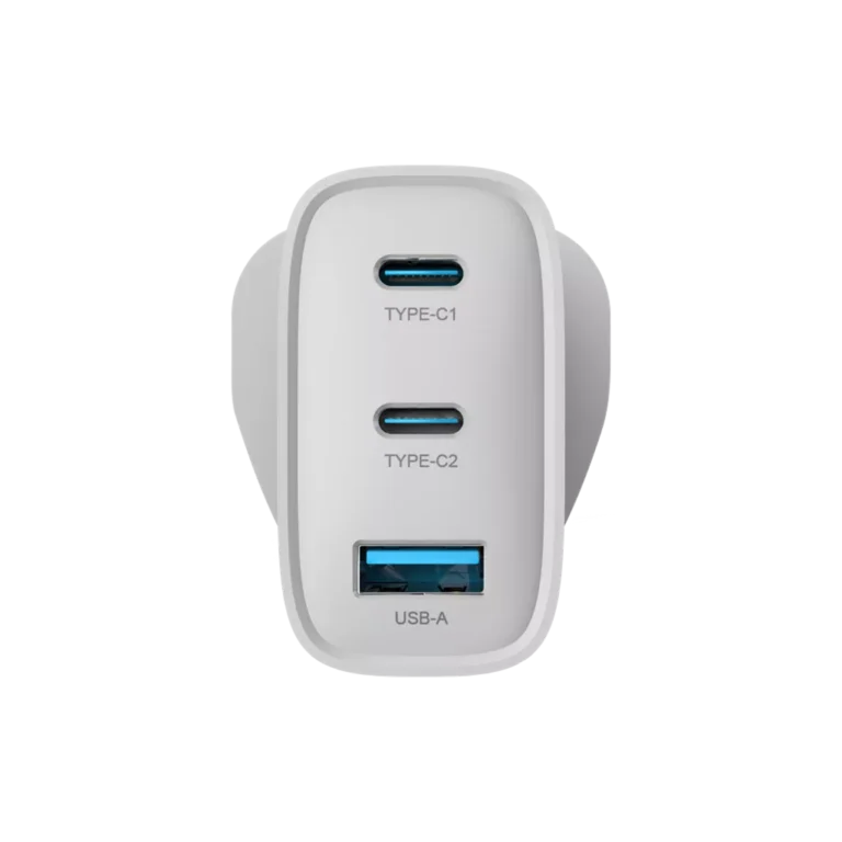 Devia – 65W GaN USB-C PD & QC4.0 3-Pin UK Mini Charging Plug & 1.5m 100W USB-C to USB-C Cable – White gallery image